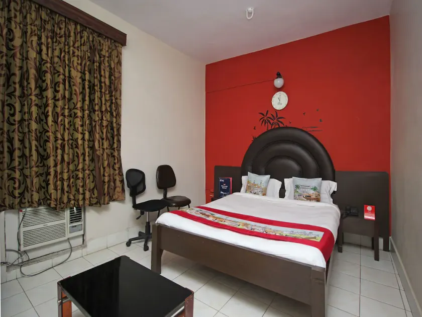 Hotel Castle - Image 1