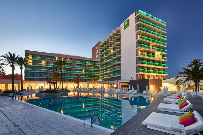 Protur Playa Cala Millor Hotel - Image 1