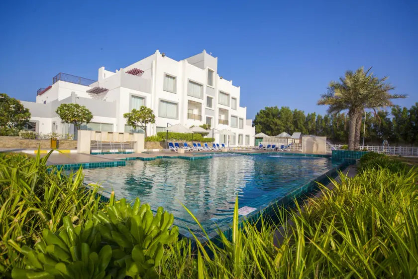 Pearl Hotel - Image 1