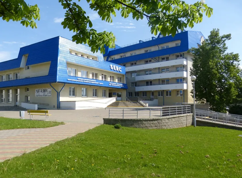 Serc Hotel - Image 1