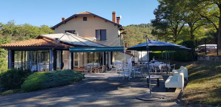 Pavillon Du Lac - Image 1