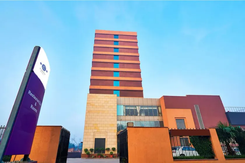 Caspia Hotel New Delhi - Image 1