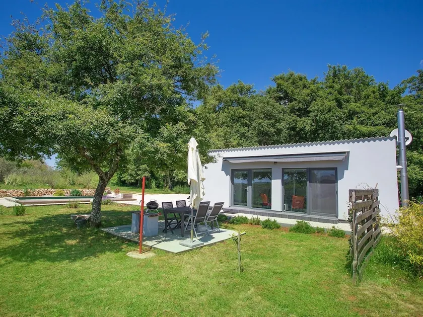 Modernly Decorated Cottage House Ideal for Quiet and Relaxed Holiday - Image 1