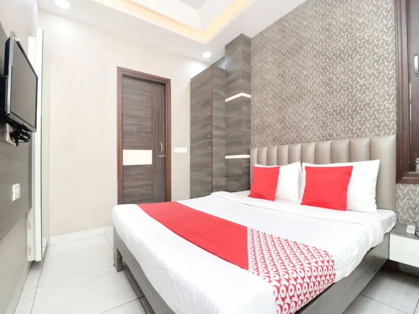 Hotel Sukh Regency - Image 1