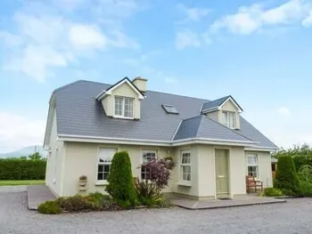 Reeks Cottage - Image 1