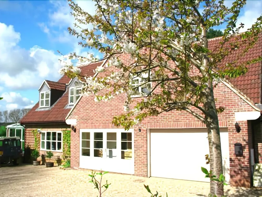Bridge Cottage - Image 1