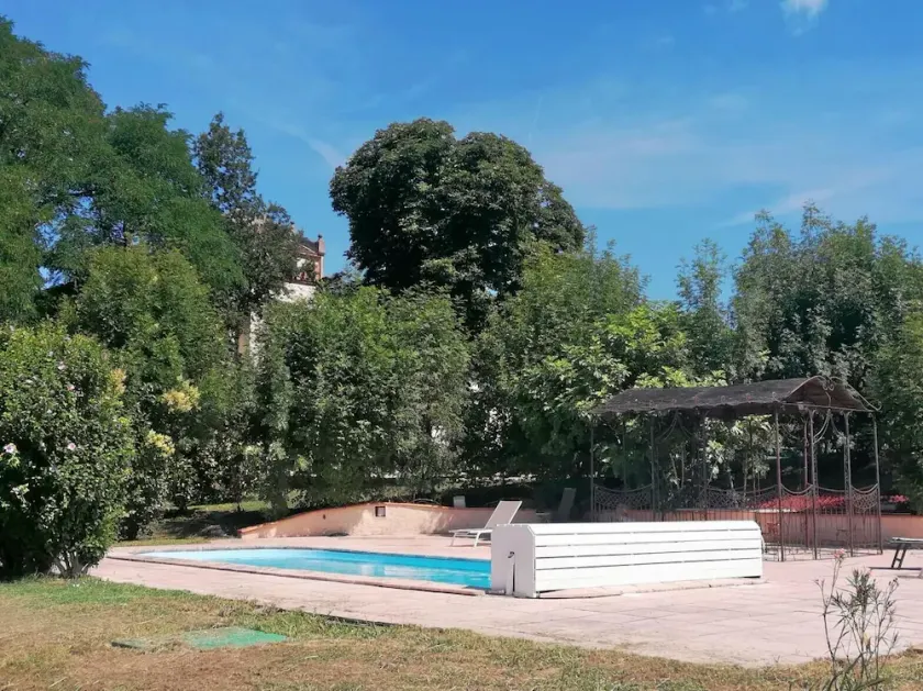 Les Hirondelles - domaine avec piscine - Image 1