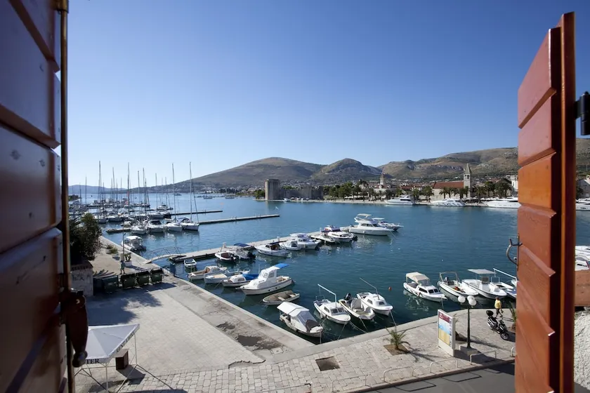 Apartments Riva - Image 1
