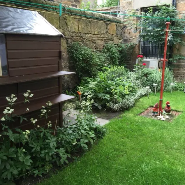 1 Bedroom Apartment Next To The Meadows - Image 1