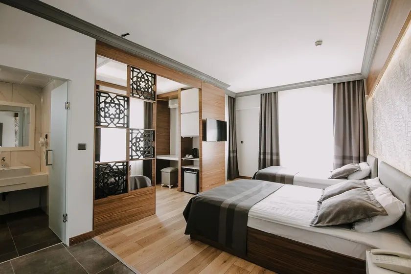 Paradise Caycuma Hotel - Image 1