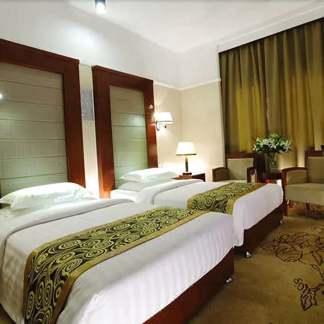 Yangling Xincheng Horizon Hotel - Image 1
