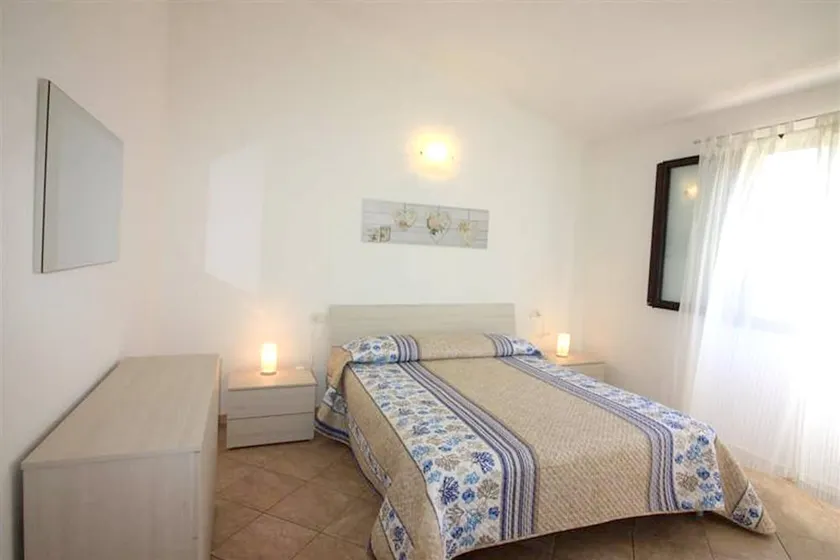 House With 2 Bedrooms in Tanaunella, With Wonderful sea View and Furnished Terrace - 200 m From the Beach - Image 1