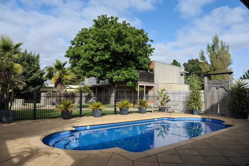 Barossa Valley Apartments - Image 1
