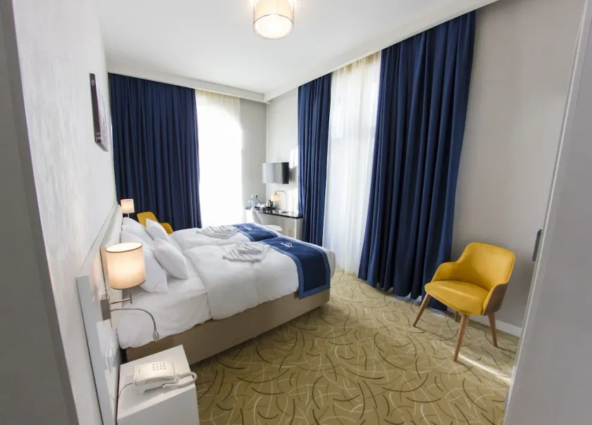 Tribeca Hotel - Image 1