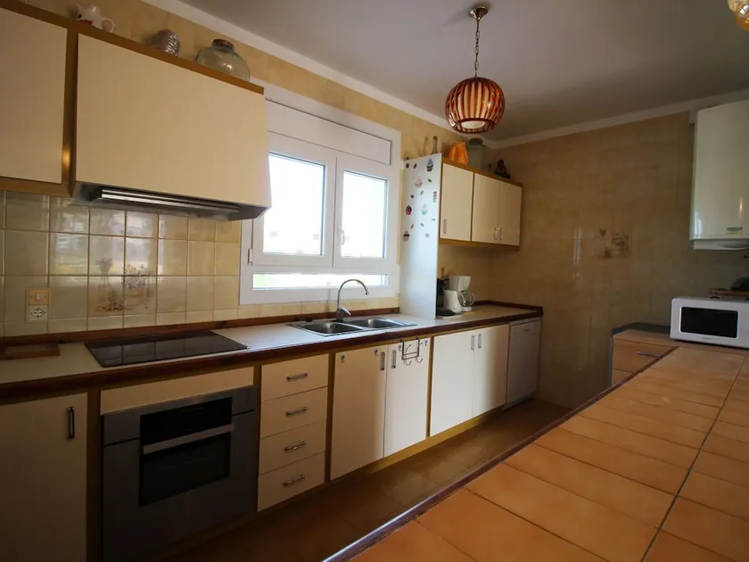 Cozy Holiday Home in Empuriabrava With Terrace and Jetty - Image 1