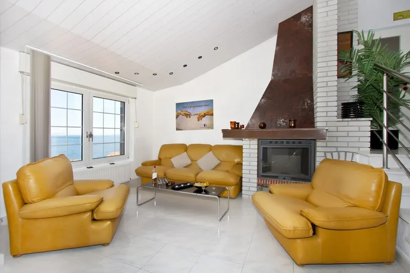 Familienorientierte Ferienwohnung mit Grill, Terrasse und Pool | Strandblick | Nah am Strand | Haustiere erlaubt - Image 1