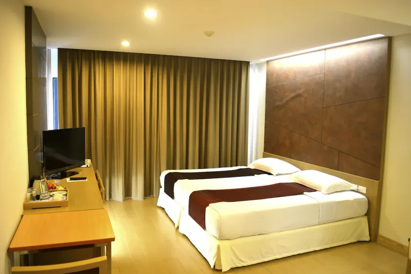 A-One Motel - Image 1