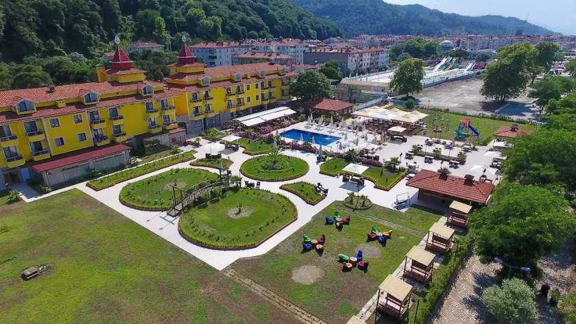 Abana Tatilya Resort Hotel - Image 1