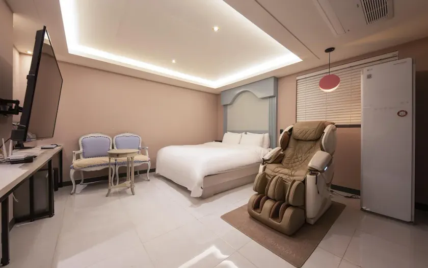 Bonri-Dong Daegu Hotel Here I Am - Image 1