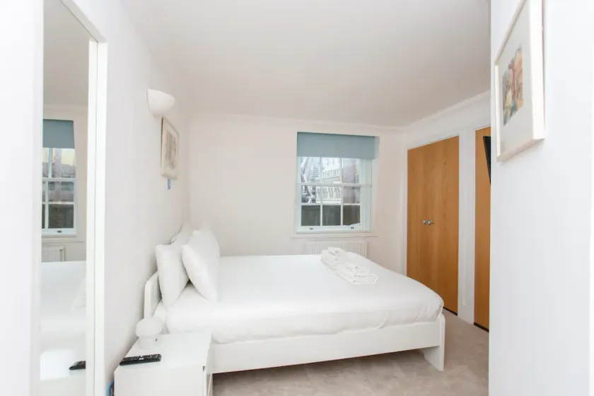 Modern 2 Bedroom Apartment in the Heart of London - Image 1