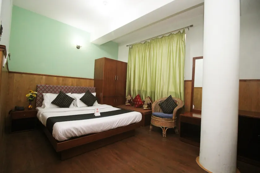 Hotel Yatung - Image 1