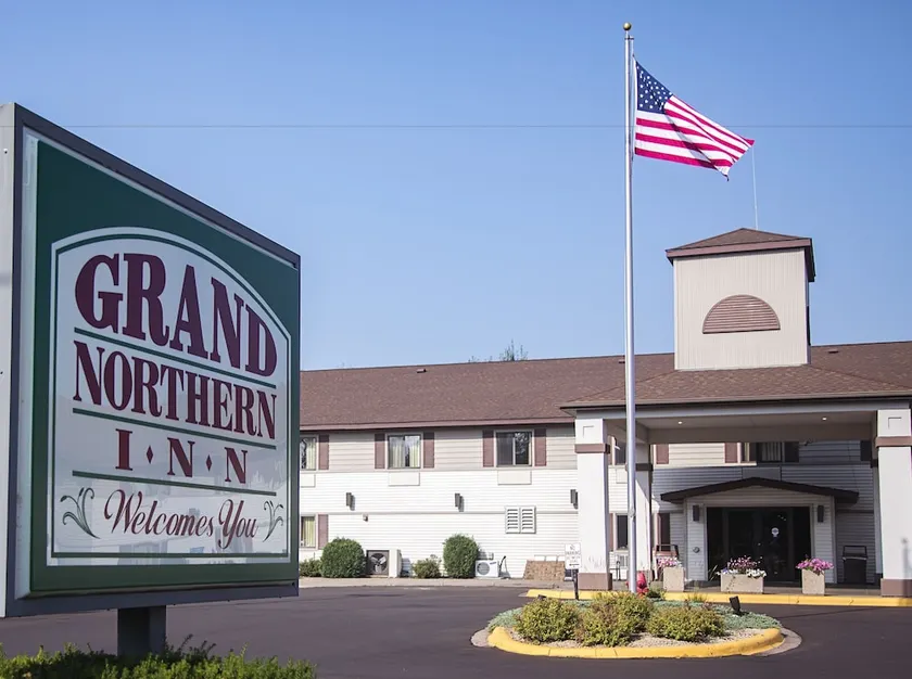Grand Northern Inn - Image 1