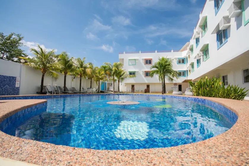 Boracay Coco English Resort - Image 1
