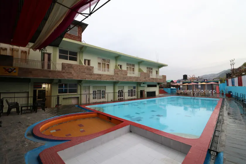 Funky Town By OYO Rooms - Image 1