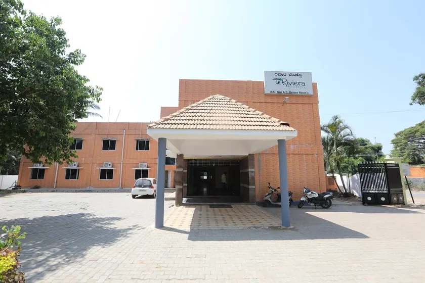 Hotel O Riviera Residency - Image 1