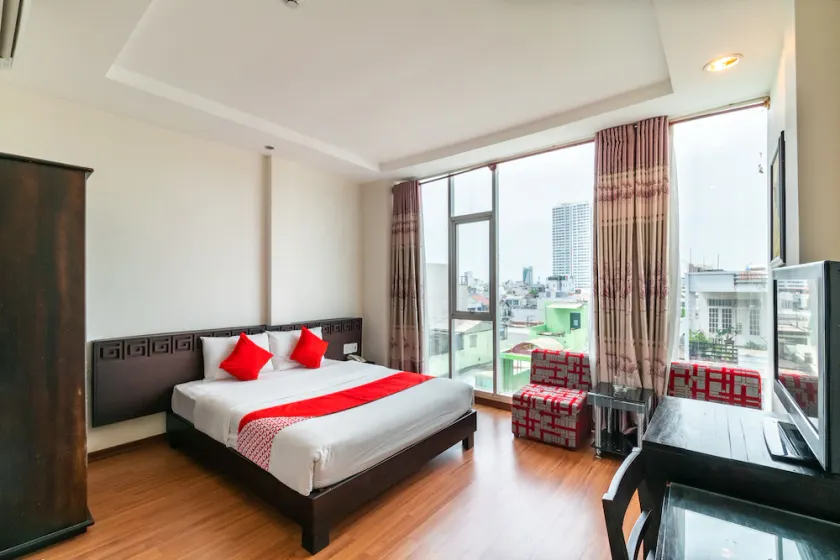 Little Home by OYO Rooms - Image 1