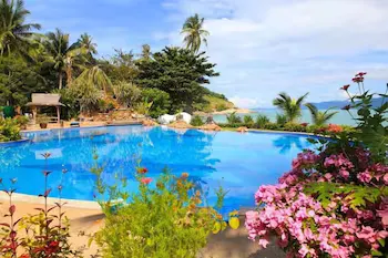 Nantra Thongson Bay Resort & Villas - Image 1