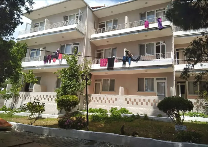 Yasmak Motel - Image 1
