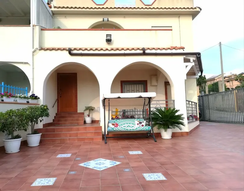 La Roccia Bianca - Image 1