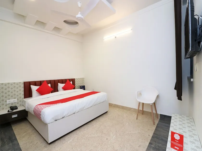 OYO 15432 Flagship Hotel The Nest - Image 1