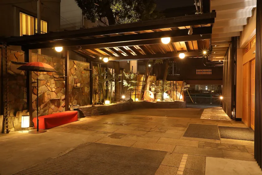 Ryokan Miyabiyado Takemine - Image 1