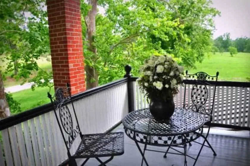 Texas Forest Country Retreat - Image 1