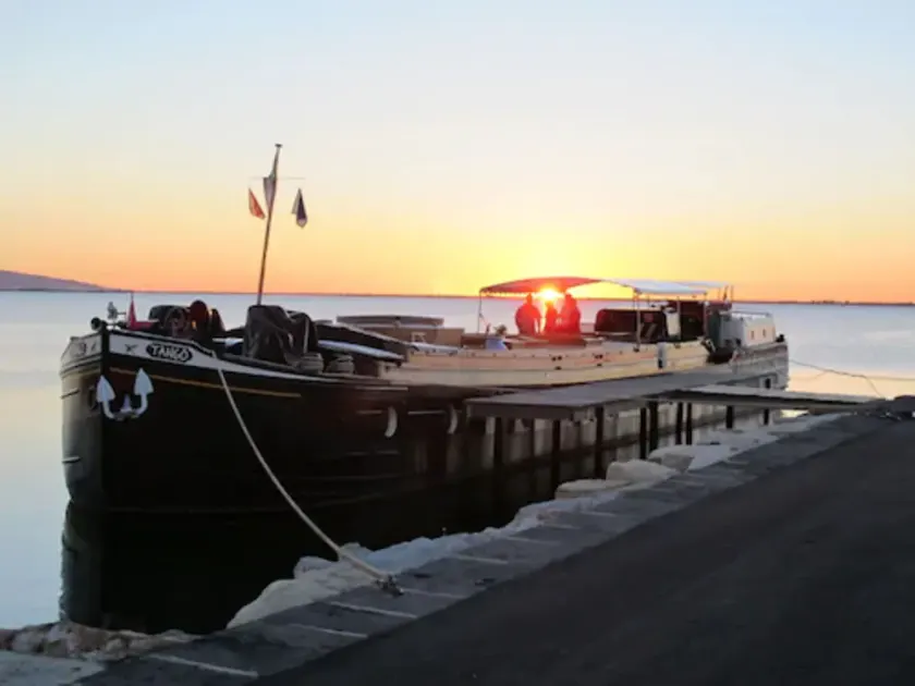 Barge Tango - Image 1