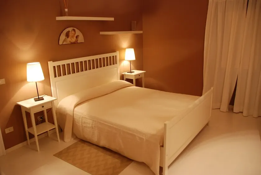 Scusari - Image 1