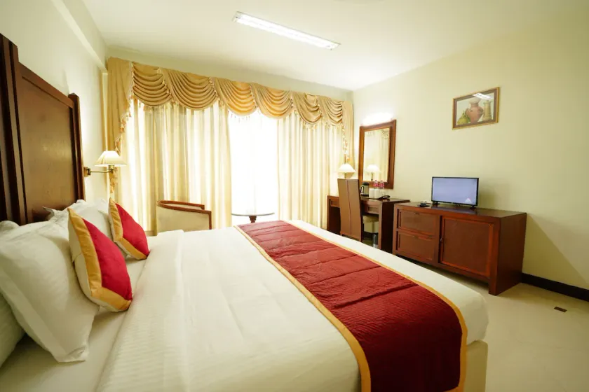 Hotel Abirami - Image 1