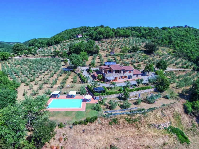 Modern Farmhouse in Ficulle With Swimming Pool - Image 1