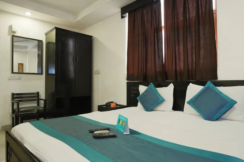 Hotel Majestic - Image 1