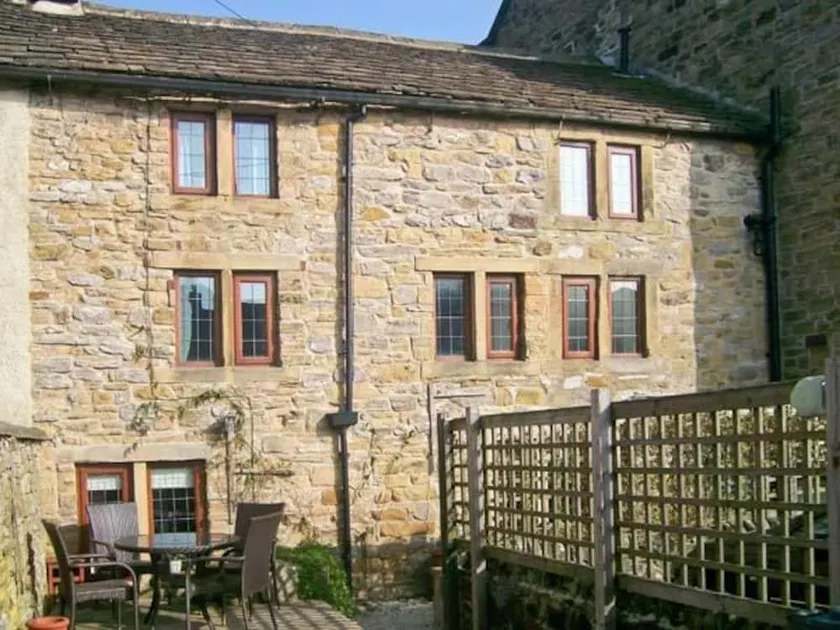 Bridge Cottage, Eyam - Image 1
