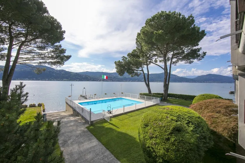 Residenza Ludovica by the lake - Image 1