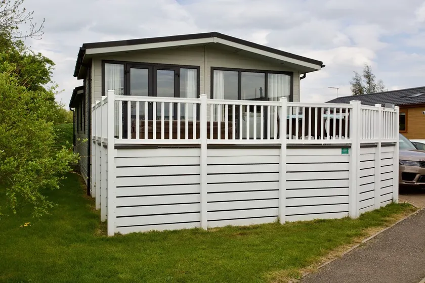 Lovely 3-bed Cottage in Ely - Image 1