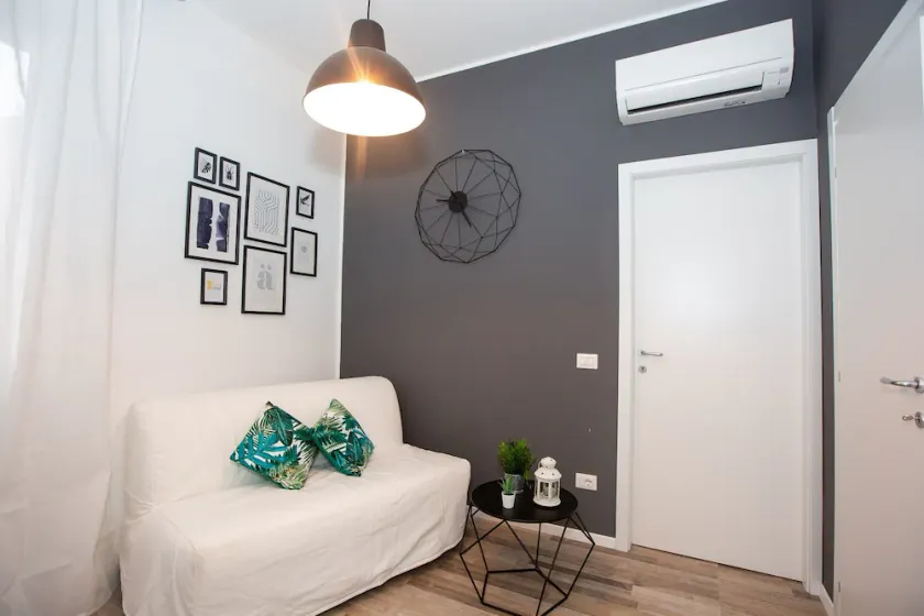 Home Hotel - Mamiani 6 - Image 1