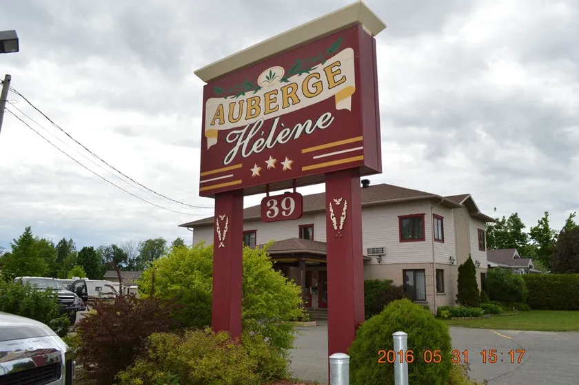 Auberge Hélène - Image 1
