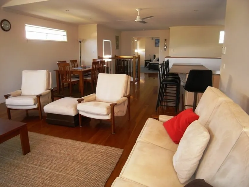Clovelly Beach Townhouse - Image 1