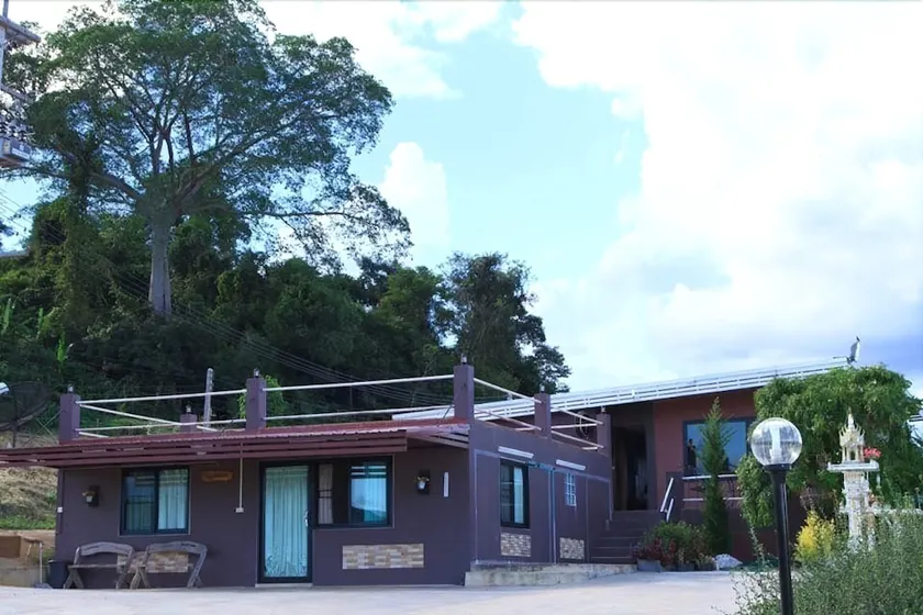 Misty Vale Resort - Image 1