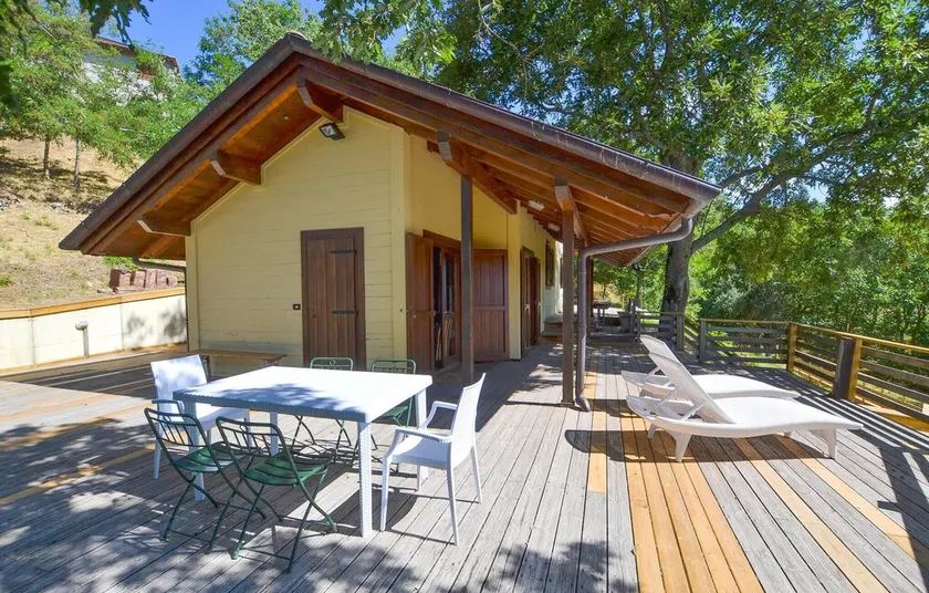 Beautiful Home in Pieve Santo Stefano With 3 Bedrooms - Image 1