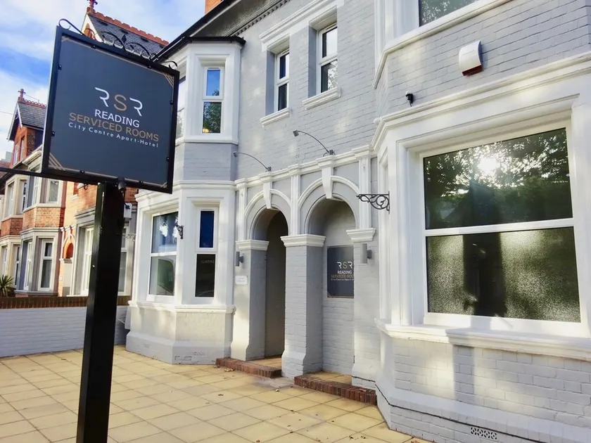 Central Reading Hotels - Image 1